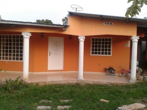 Vendo casa en La Chorrera La Mitra pitahaya - Imagen 2