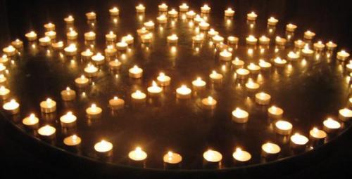 Realizo rituales de amor con una vela blanca  - Imagen 1