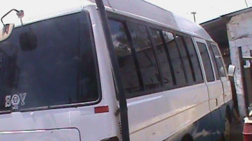 se vende micro bus asia comby aÑo 99 pasajer - Imagen 2