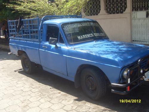 se vened camioneta ford courrier año 73 valo - Imagen 1